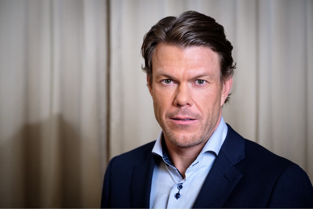 Porträttbild på en man.