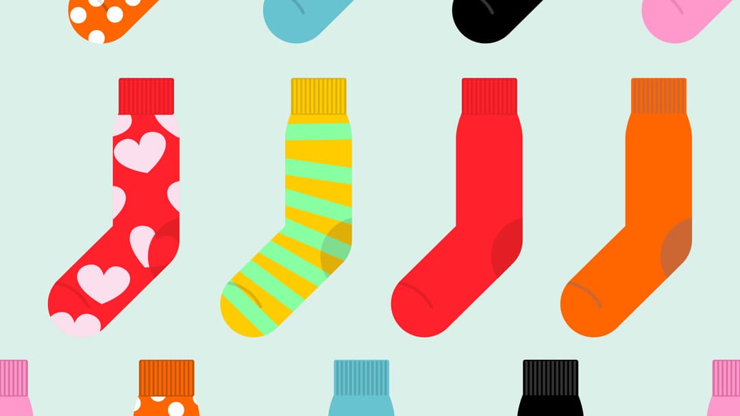 18193203-colorful-socks-seamless-pattern-vector-accessory-clothing-background.jpg