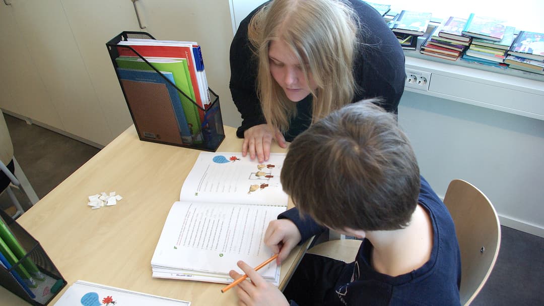 Min klasskompis Emelie Hjort gjorde också praktik på samma skola. Hon värdesätter att tidigt under utbildningen få komma ut på vfu och göra egna erfarenheter inom läraryrket. 