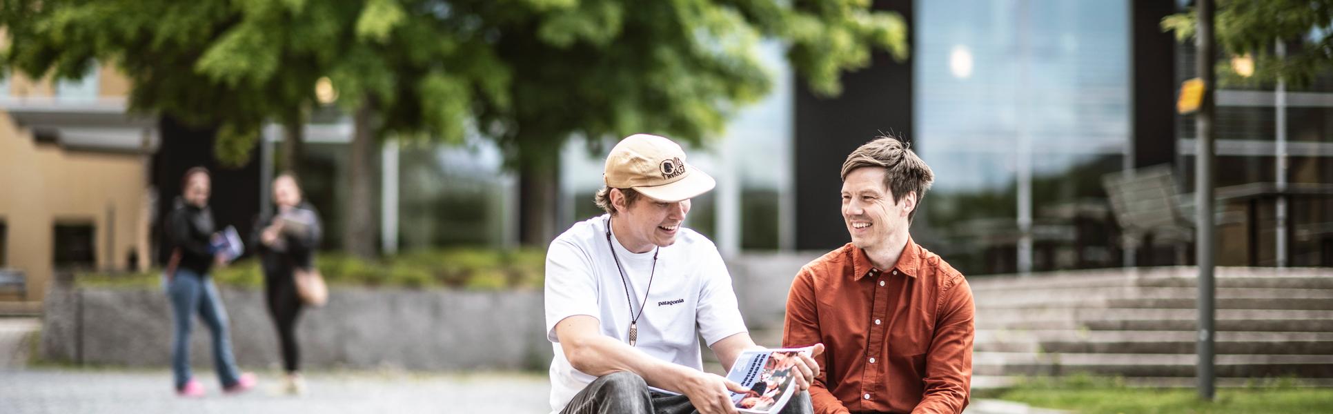 Studenter på Campus.