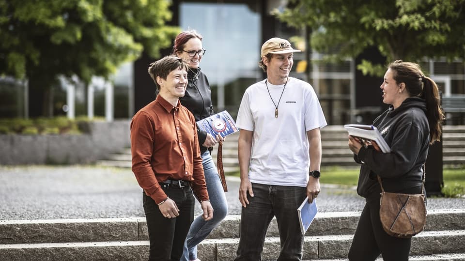 Studenter på Campus.
