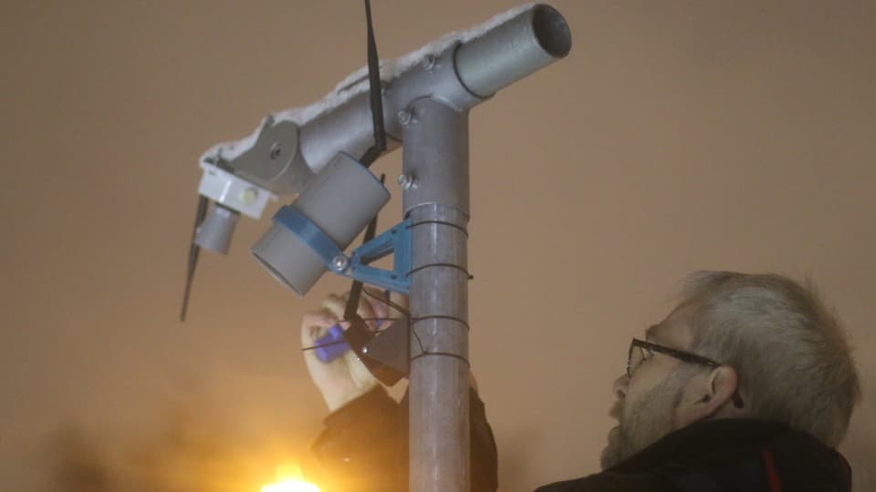 snow depth sensors on sand pockets
