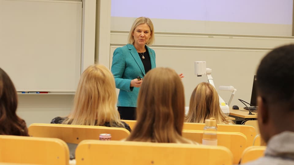 Magdalena Andersson besöker Mittuniversitetet