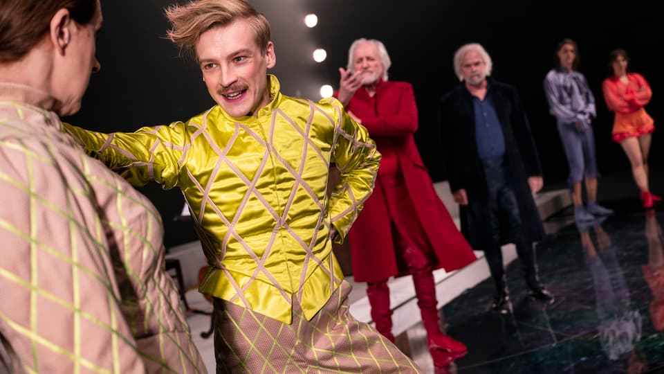 Teater Västernorrlands Två herrars tjänare.