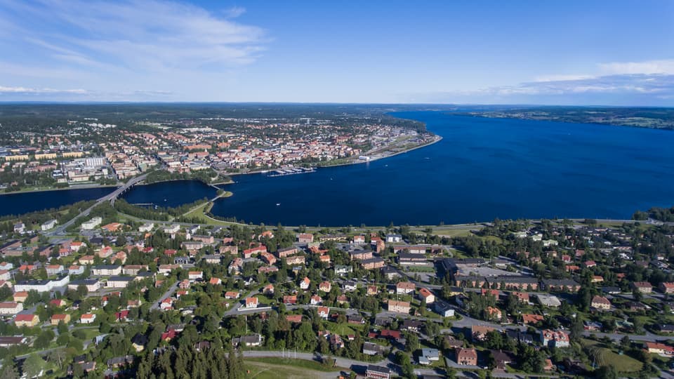 16936675-ostersund-stad-och-froson.jpg