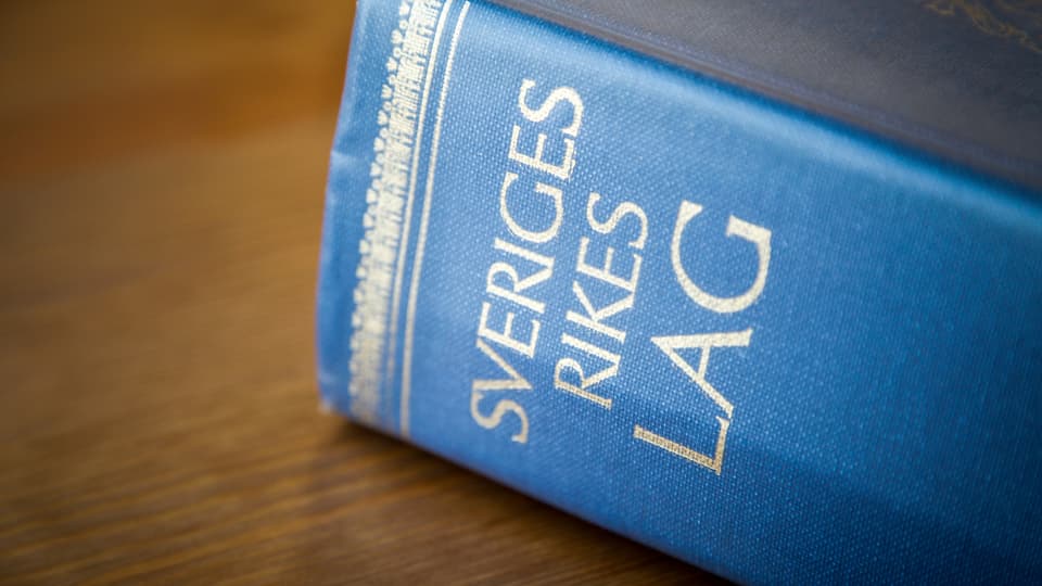 17018580-sveriges-rikes-lag.jpg