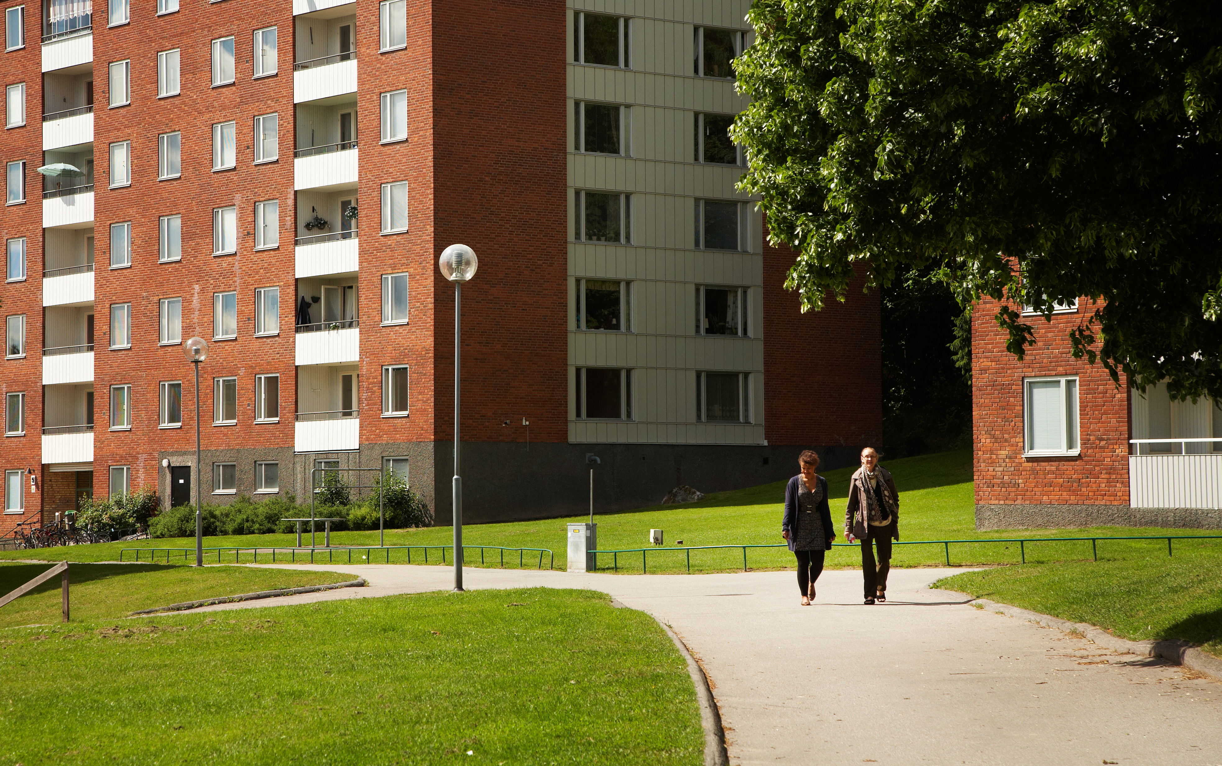 Bostadsområde, lägenhetshus, förort